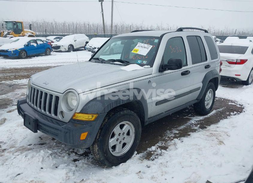 Photo 2 of 2007 Jeep Liberty SPORT (VIN 1J4GL48K57W537208)