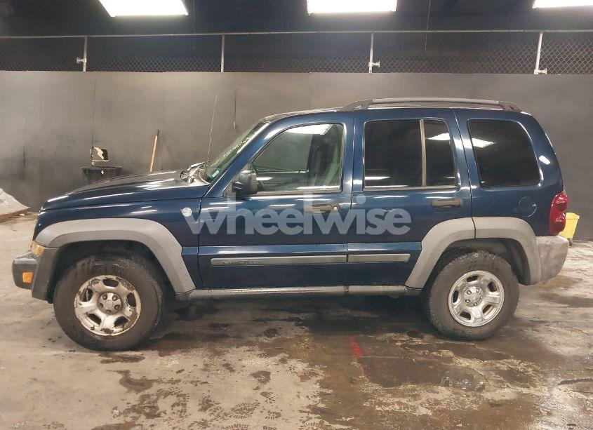 Photo 15 of 2007 Jeep Liberty SPORT (VIN 1J4GL48K57W542702)