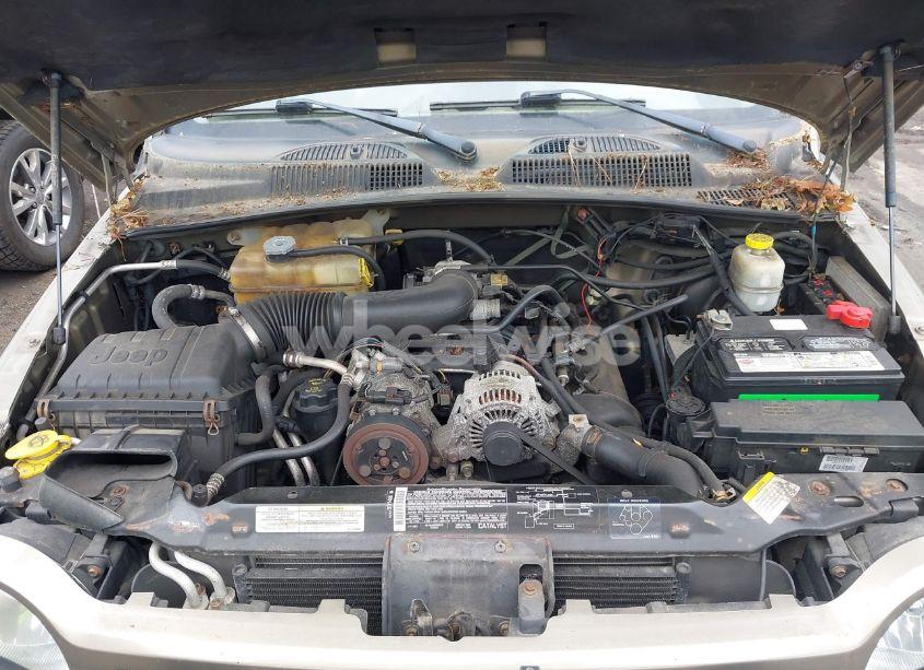 Photo 10 of 2005 Jeep Liberty SPORT (VIN 1J4GL48K65W502531)