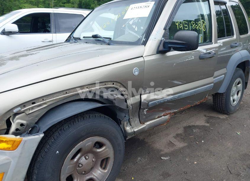 Photo 6 of 2005 Jeep Liberty SPORT (VIN 1J4GL48K65W502531)
