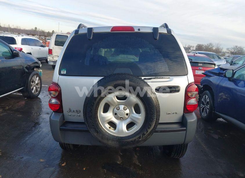Photo 16 of 2005 Jeep Liberty SPORT (VIN 1J4GL48K65W616285)