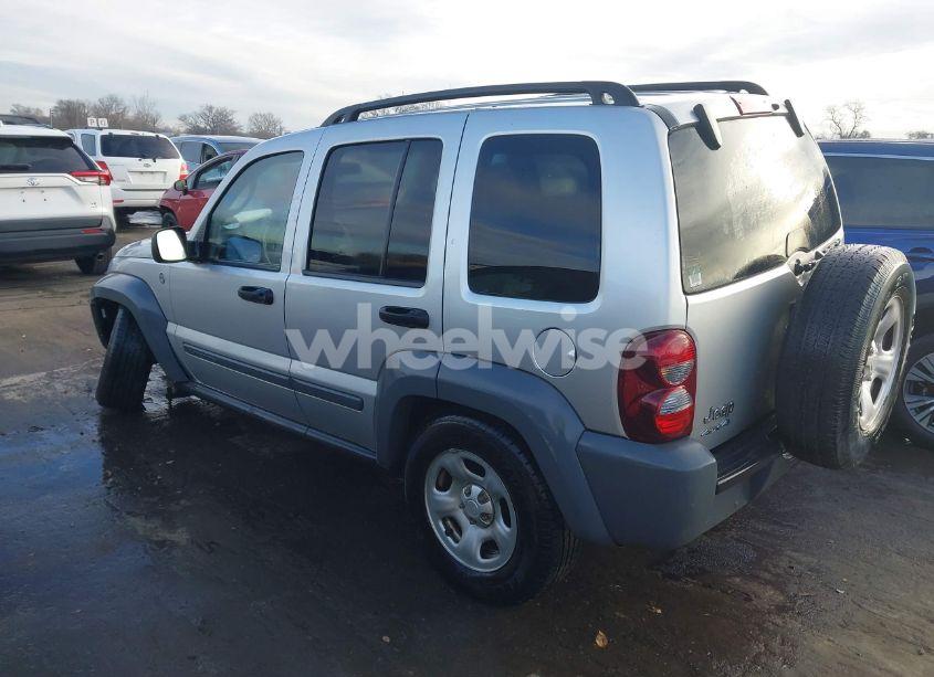 Photo 3 of 2005 Jeep Liberty SPORT (VIN 1J4GL48K65W616285)