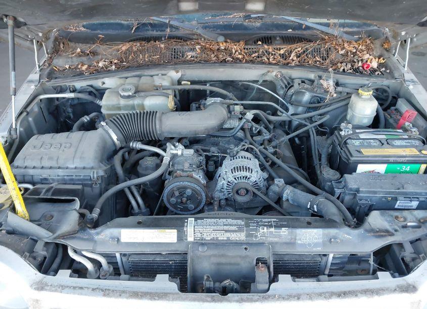 Photo 10 of 2005 Jeep Liberty SPORT (VIN 1J4GL48K65W714541)