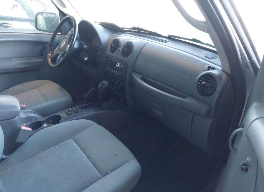Photo 5 of 2005 Jeep Liberty SPORT (VIN 1J4GL48K65W714541)