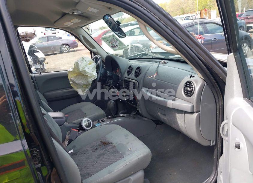 Photo 5 of 2007 Jeep Liberty SPORT (VIN 1J4GL48K67W566989)