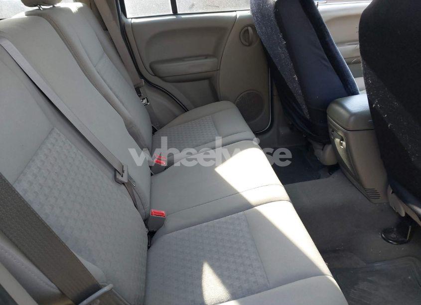 Photo 8 of 2007 Jeep Liberty SPORT (VIN 1J4GL48K67W701145)