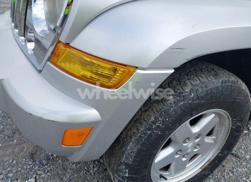 Photo 6 of 2007 Jeep Liberty SPORT (VIN 1J4GL48K67W712520)