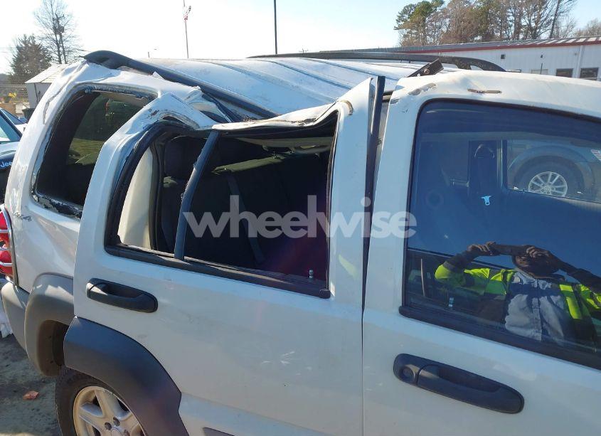 Photo 21 of 2002 Jeep Liberty SPORT (VIN 1J4GL48K72W262899)