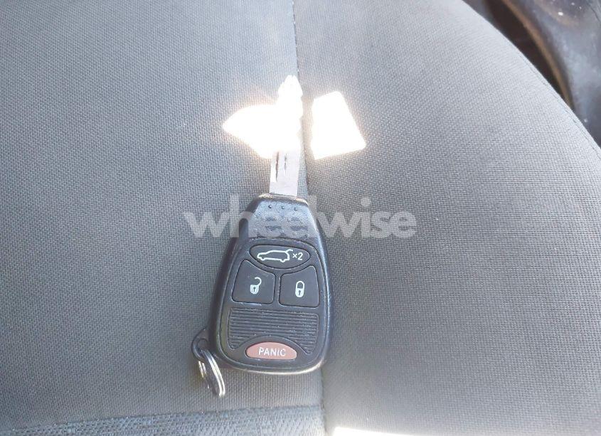 Photo 11 of 2005 Jeep Liberty SPORT (VIN 1J4GL48K75W541600)