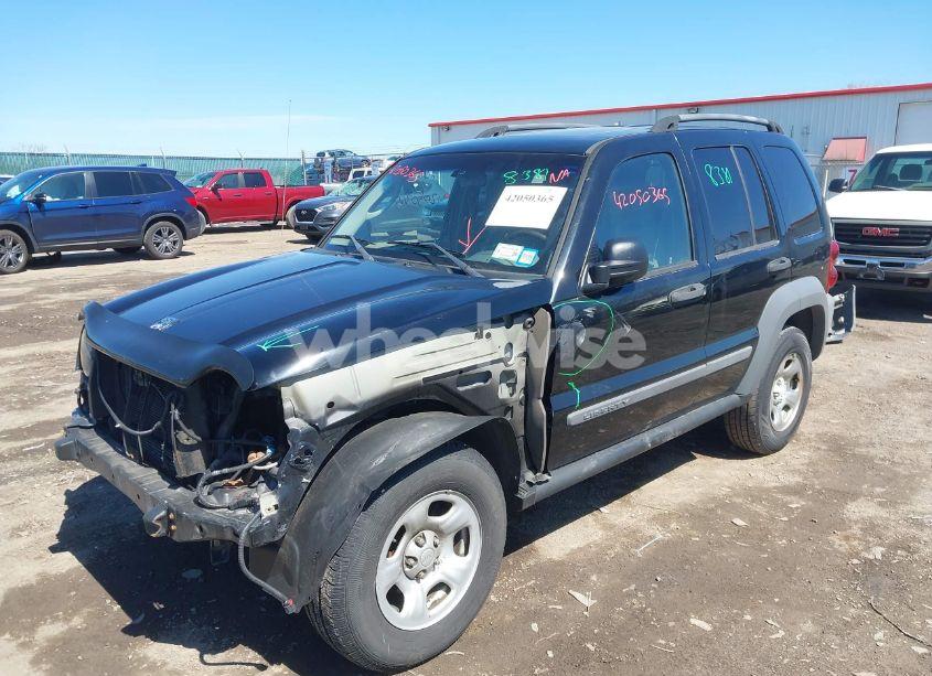 Photo 2 of 2005 Jeep Liberty SPORT (VIN 1J4GL48K75W541600)