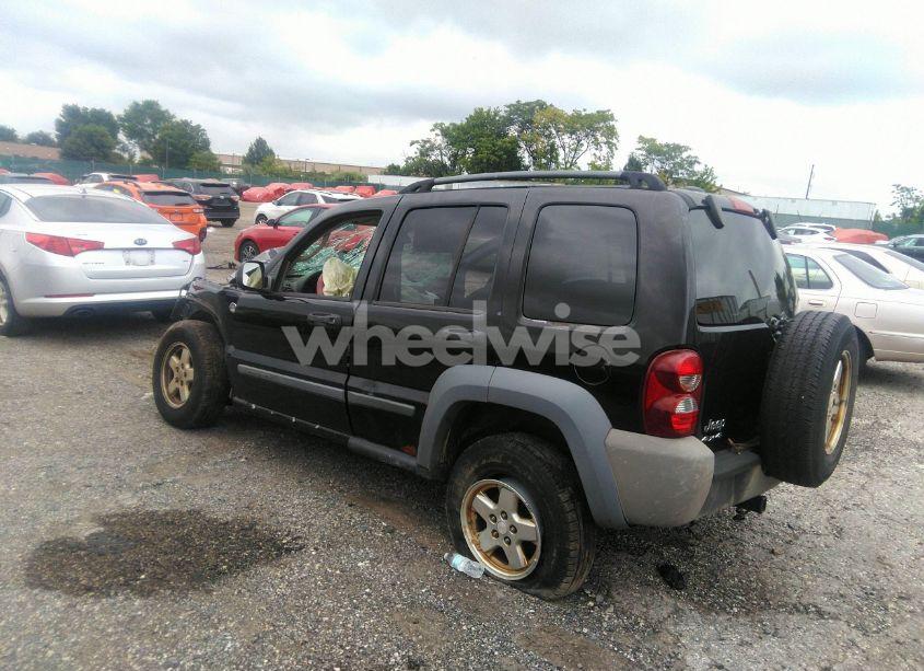 Photo 3 of 2005 Jeep Liberty SPORT (VIN 1J4GL48K85W602677)