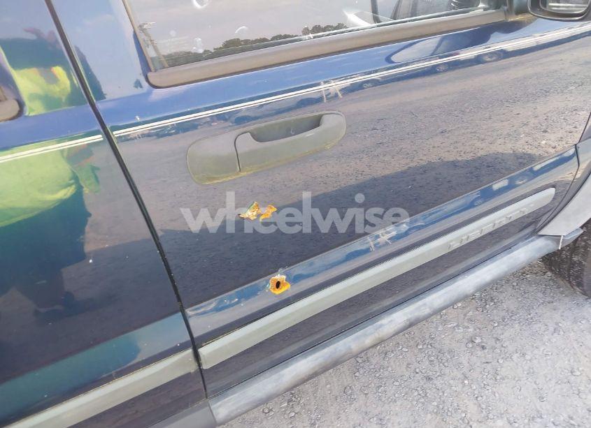 Photo 6 of 2005 Jeep Liberty SPORT (VIN 1J4GL48K85W653239)