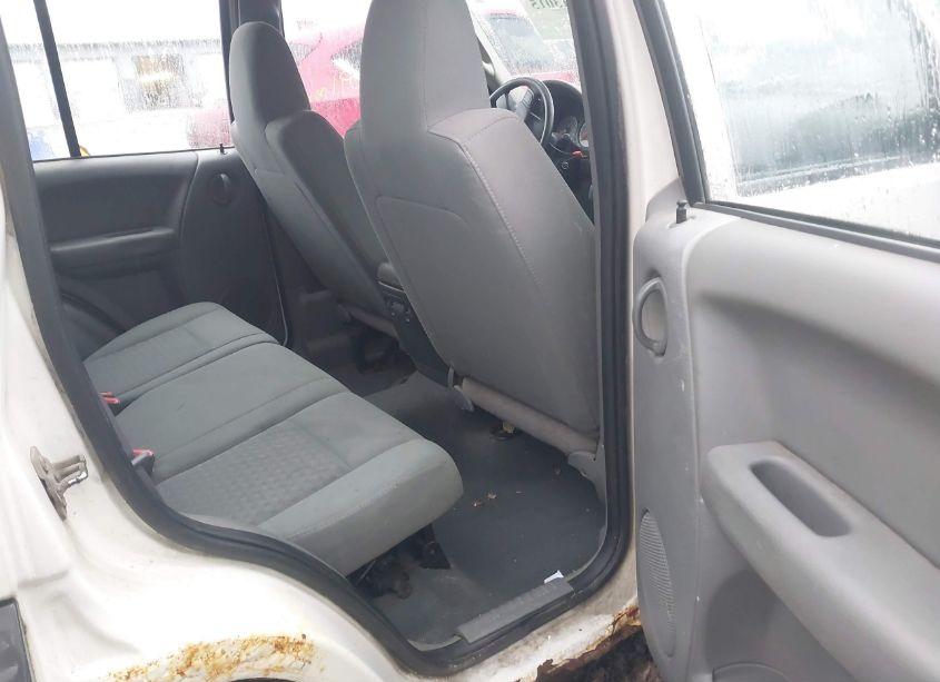 Photo 8 of 2007 Jeep Liberty SPORT (VIN 1J4GL48K87W582224)