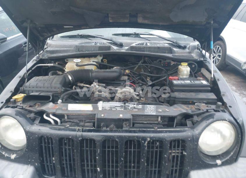 Photo 10 of 2004 Jeep Liberty SPORT (VIN 1J4GL48K94W104549)