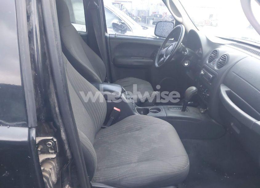 Photo 5 of 2004 Jeep Liberty SPORT (VIN 1J4GL48K94W104549)