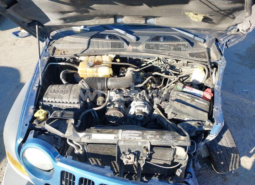 Photo 10 of 2005 Jeep Liberty SPORT (VIN 1J4GL48K95W531232)