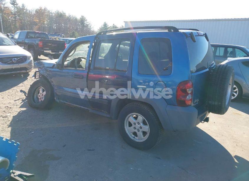 Photo 3 of 2005 Jeep Liberty SPORT (VIN 1J4GL48K95W531232)