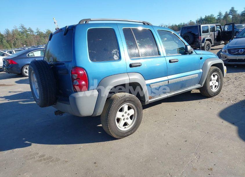 Photo 4 of 2005 Jeep Liberty SPORT (VIN 1J4GL48K95W531232)