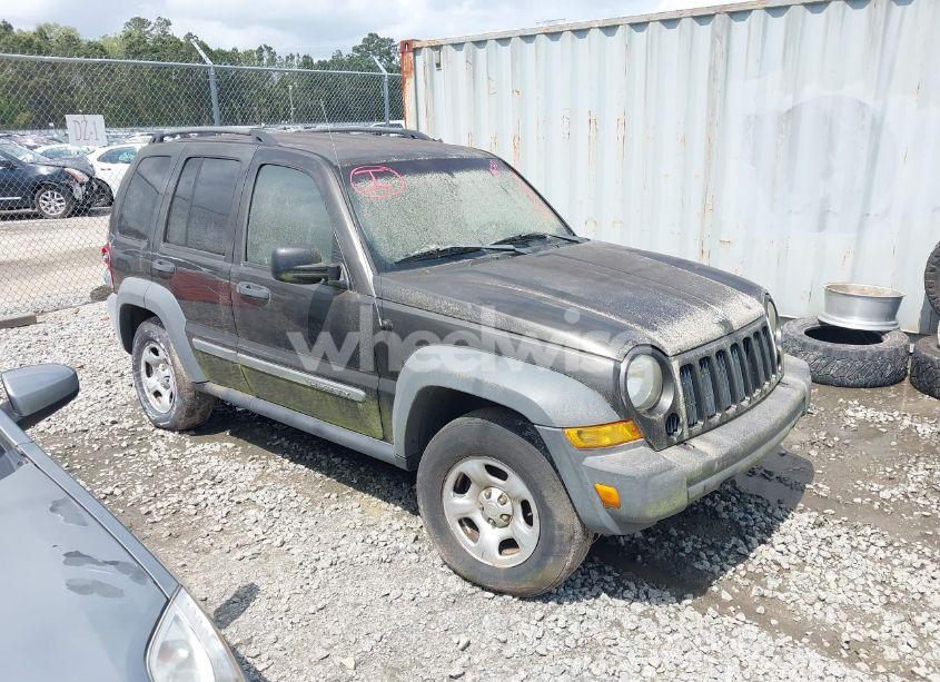2005 Jeep Liberty SPORT (VIN 1J4GL48K95W658899) main photo