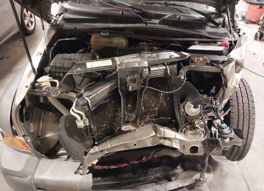 Photo 10 of 2005 Jeep Liberty SPORT (VIN 1J4GL48K95W659759)