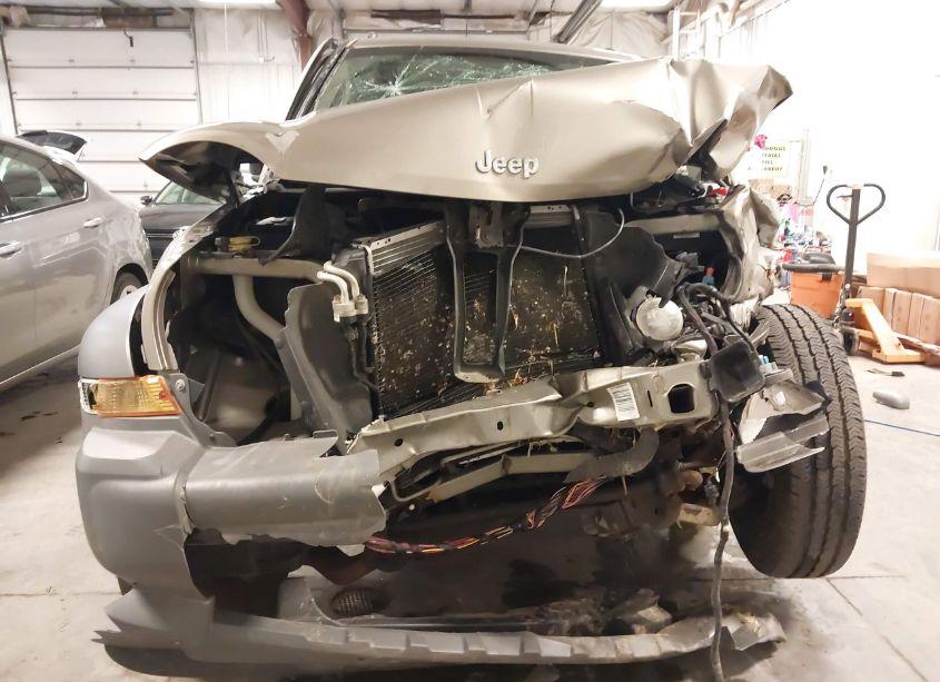 Photo 6 of 2005 Jeep Liberty SPORT (VIN 1J4GL48K95W659759)