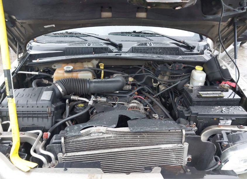 Photo 9 of 2004 Jeep Liberty SPORT (VIN 1J4GL48KX4W161889)