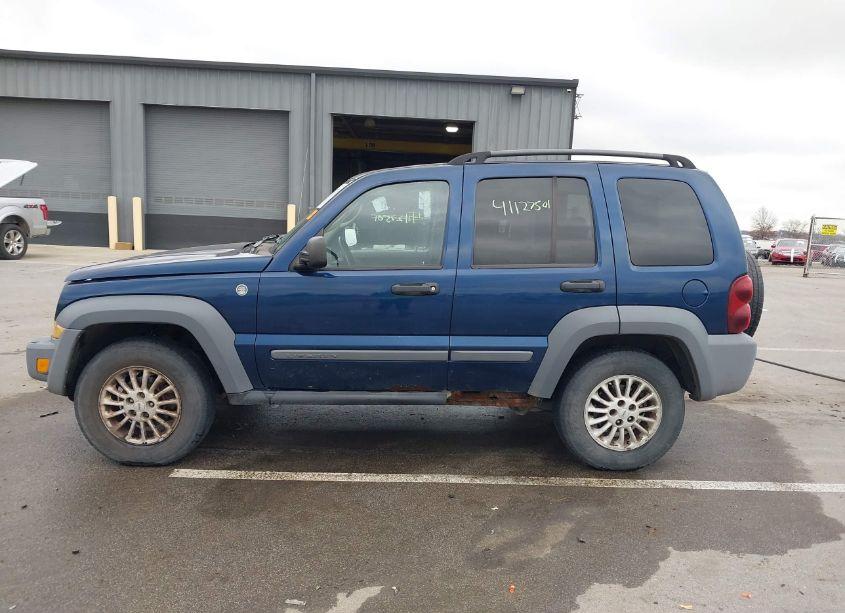 Photo 14 of 2005 Jeep Liberty SPORT (VIN 1J4GL48KX5W587924)