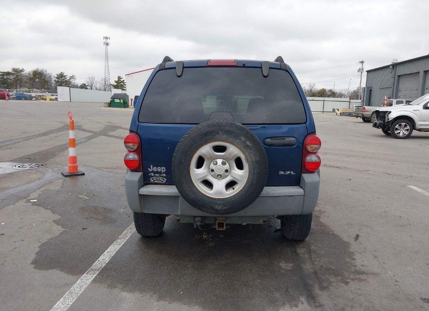 Photo 16 of 2005 Jeep Liberty SPORT (VIN 1J4GL48KX5W587924)