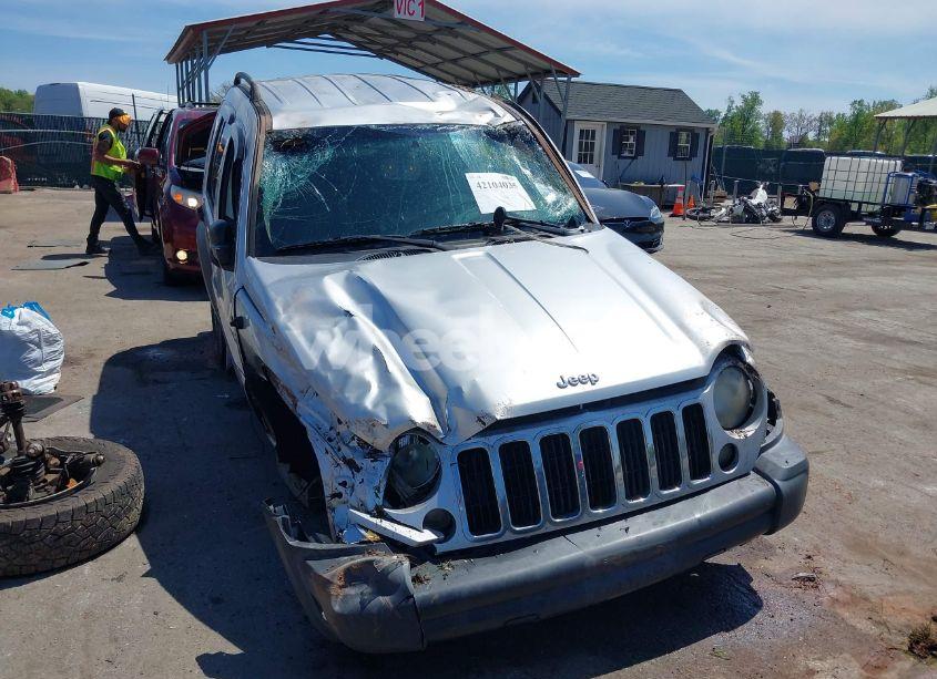 Photo 6 of 2007 Jeep Liberty SPORT (VIN 1J4GL48KX7W539150)