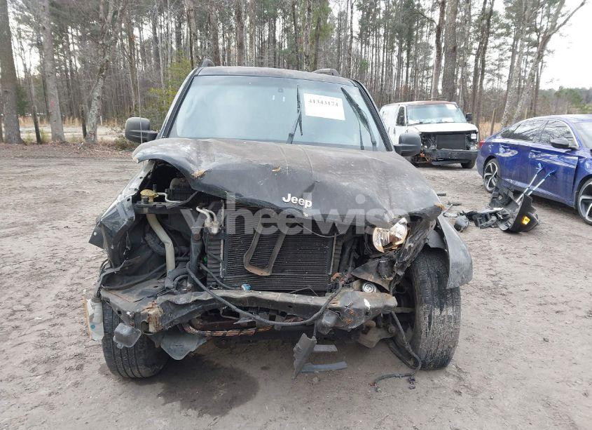 Photo 6 of 2005 Jeep Liberty LIMITED EDITION (VIN 1J4GL58K15W547902)