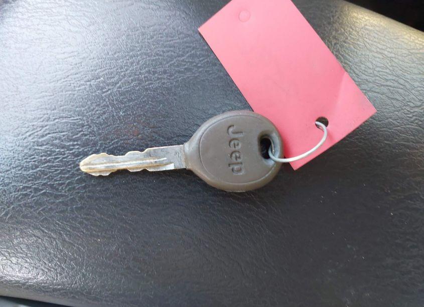 Photo 11 of 2004 Jeep Liberty LIMITED EDITION (VIN 1J4GL58K24W152738)