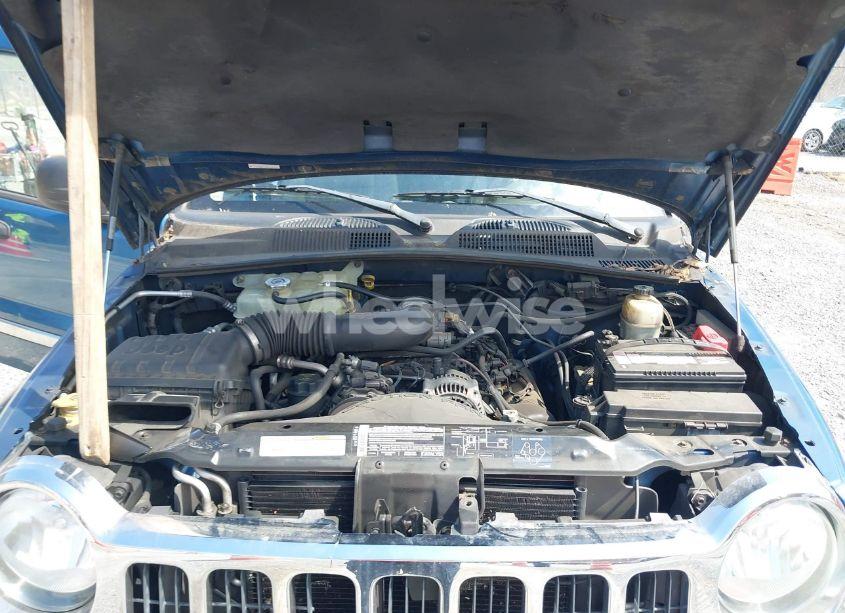 Photo 10 of 2005 Jeep Liberty LIMITED EDITION (VIN 1J4GL58K25W631629)