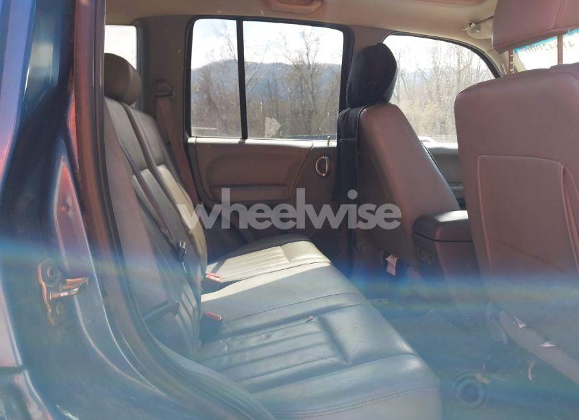 Photo 8 of 2005 Jeep Liberty LIMITED EDITION (VIN 1J4GL58K25W631629)