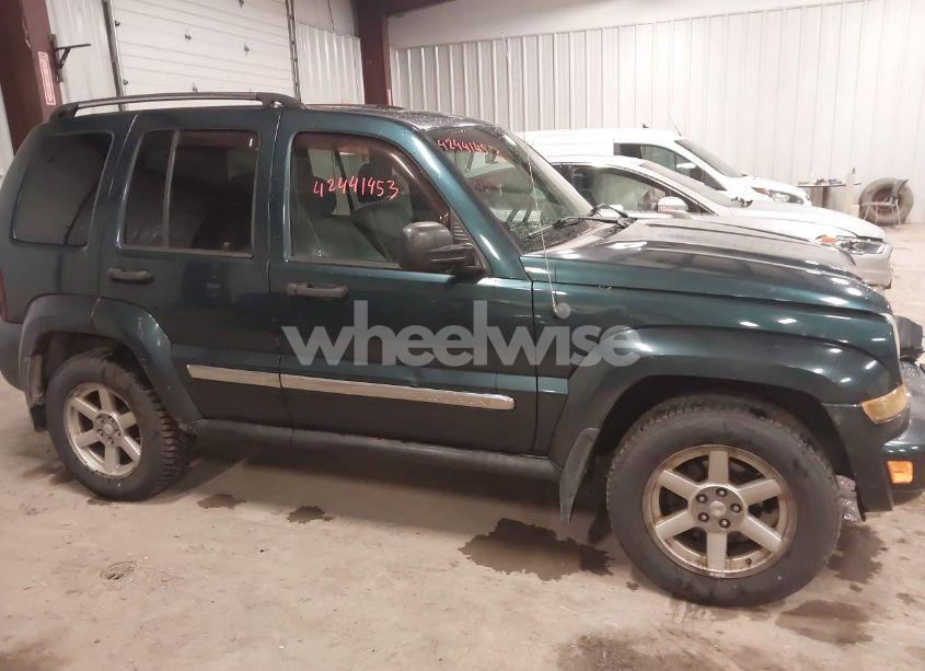 Photo 13 of 2005 Jeep Liberty LIMITED EDITION (VIN 1J4GL58K25W650651)