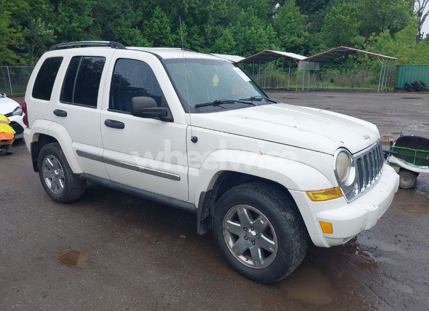 2005 Jeep Liberty LIMITED EDITION (VIN 1J4GL58K35W693637) main photo