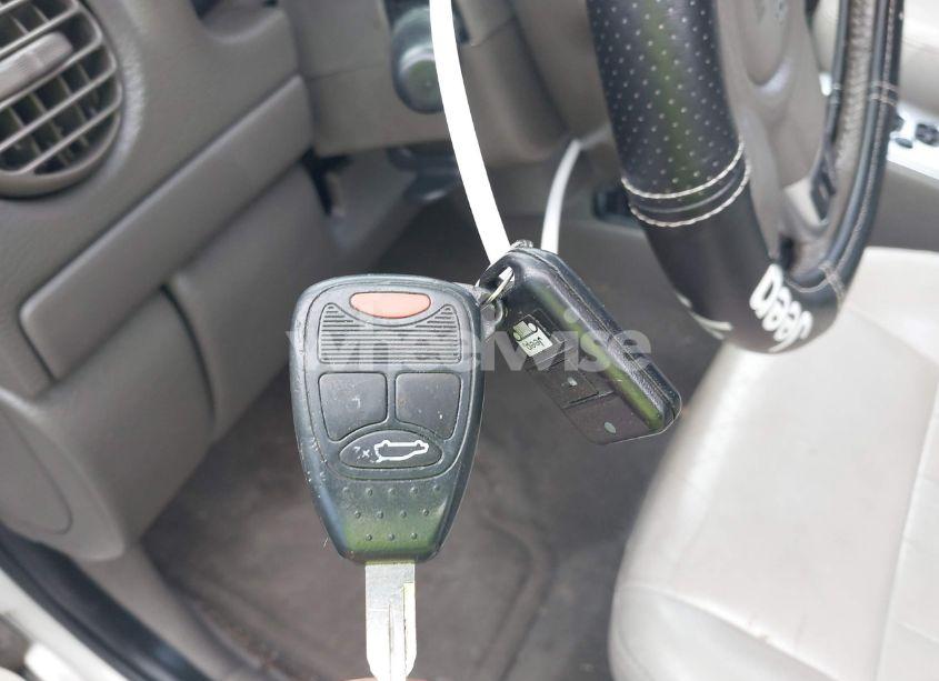 Photo 11 of 2005 Jeep Liberty LIMITED EDITION (VIN 1J4GL58K35W693637)