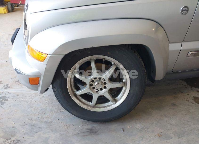 Photo 6 of 2005 Jeep Liberty LIMITED EDITION (VIN 1J4GL58K45W614346)