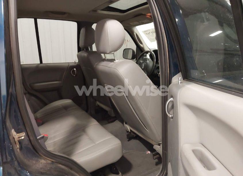 Photo 8 of 2005 Jeep Liberty LIMITED EDITION (VIN 1J4GL58K45W677155)