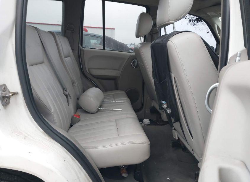 Photo 8 of 2005 Jeep Liberty LIMITED EDITION (VIN 1J4GL58K45W689208)