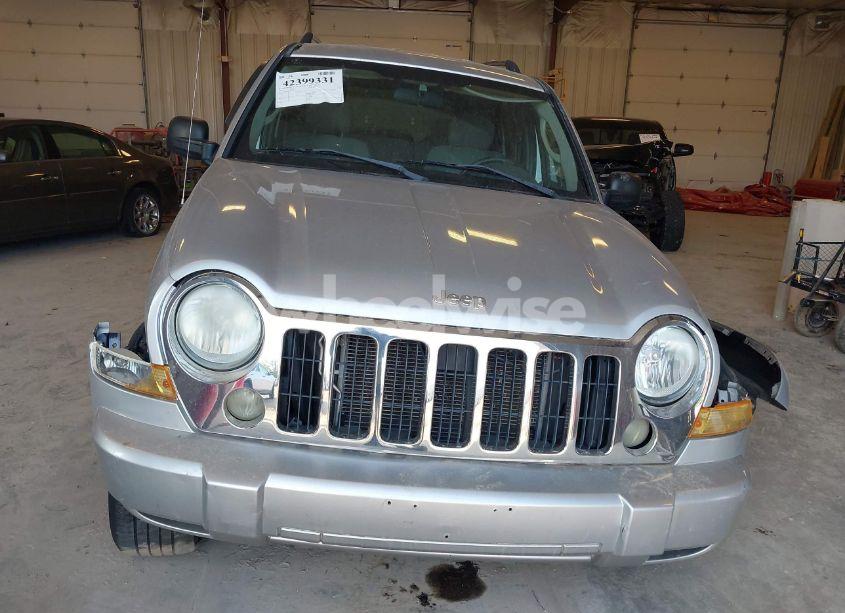 Photo 6 of 2005 Jeep Liberty LIMITED EDITION (VIN 1J4GL58K75W501121)