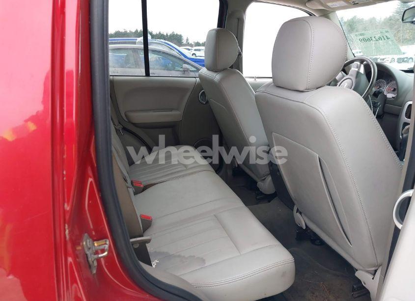 Photo 8 of 2005 Jeep Liberty LIMITED EDITION (VIN 1J4GL58K75W688893)