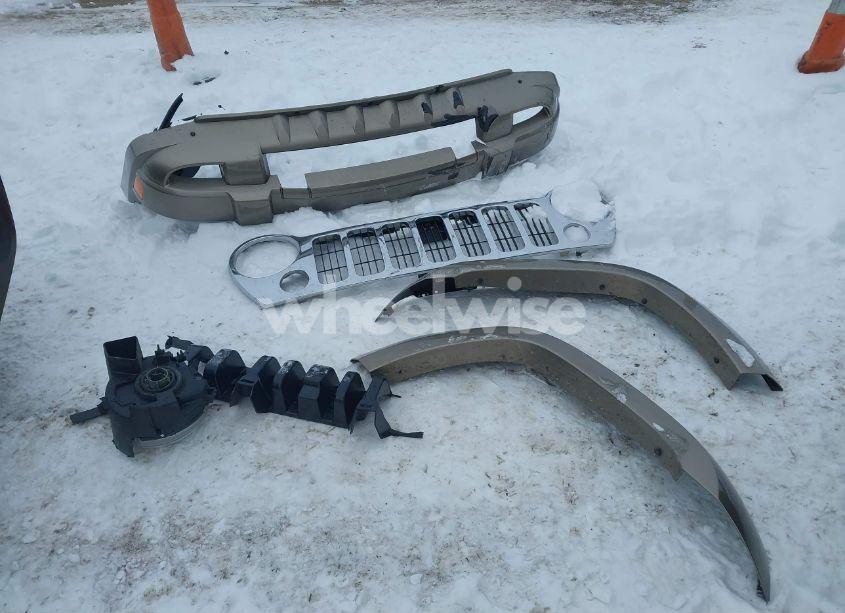 Photo 12 of 2005 Jeep Liberty LIMITED EDITION (VIN 1J4GL58K75W689056)