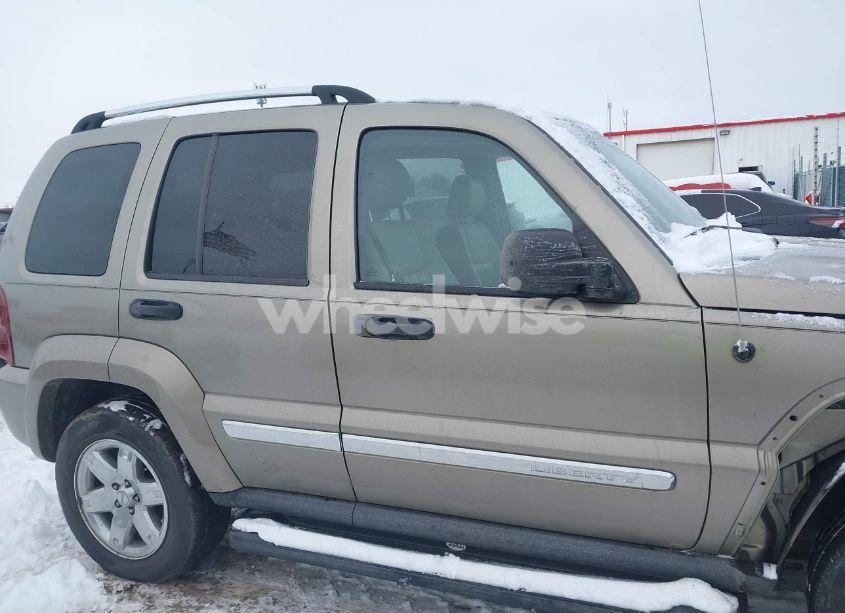 Photo 14 of 2005 Jeep Liberty LIMITED EDITION (VIN 1J4GL58K75W689056)