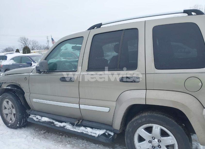 Photo 15 of 2005 Jeep Liberty LIMITED EDITION (VIN 1J4GL58K75W689056)