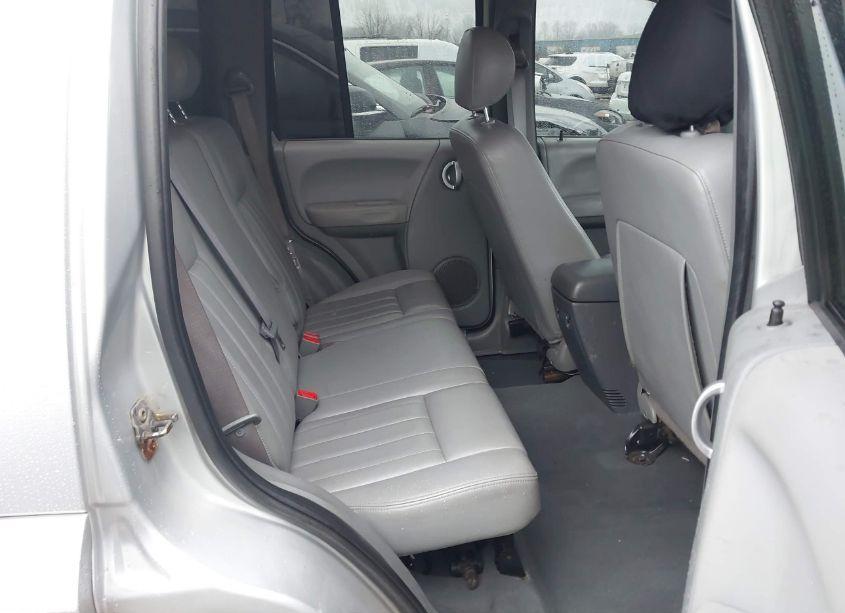 Photo 8 of 2007 Jeep Liberty LIMITED EDITION (VIN 1J4GL58K77W647683)