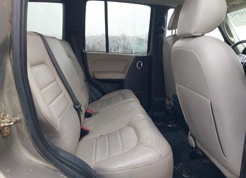 Photo 8 of 2003 Jeep Liberty LIMITED EDITION (VIN 1J4GL58K83W657780)