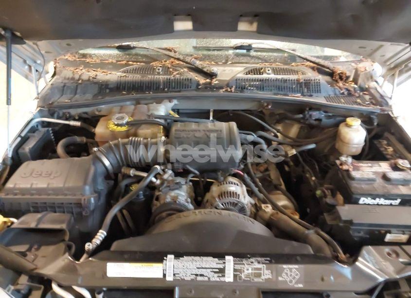 Photo 10 of 2002 Jeep Liberty LIMITED EDITION (VIN 1J4GL58K92W221602)