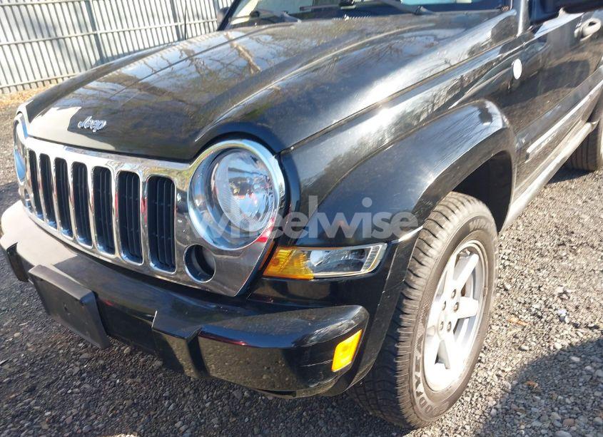 Photo 6 of 2005 Jeep Liberty LIMITED EDITION (VIN 1J4GL58KX5W668945)