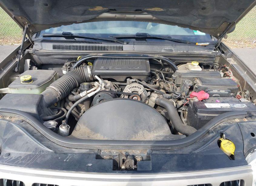 Photo 10 of 2005 Jeep Grand CHEROKEE LAREDO (VIN 1J4GR48K05C674957)