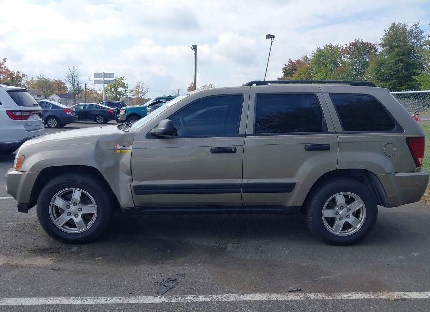Photo 14 of 2005 Jeep Grand CHEROKEE LAREDO (VIN 1J4GR48K05C674957)